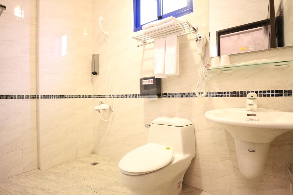 Harbourview Apartment Taitung Екстериор снимка